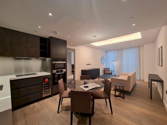 2 Bedroom Flat To Rent In Carnation Way, London, SW8