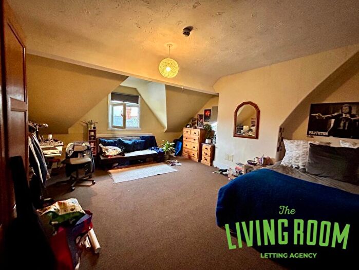 7 Bedroom House To Rent In Donald Street, Cathays, Cardiff, CF24