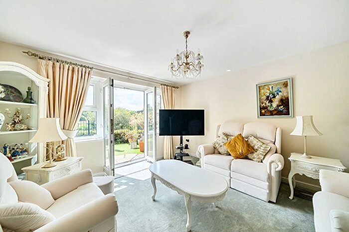 2 Bedroom End Terrace House For Sale In Newmans Close, Wimborne, BH21