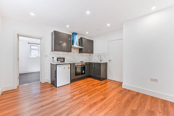 1 Bedroom Flat To Rent In Robert Street, Croydon, CR0