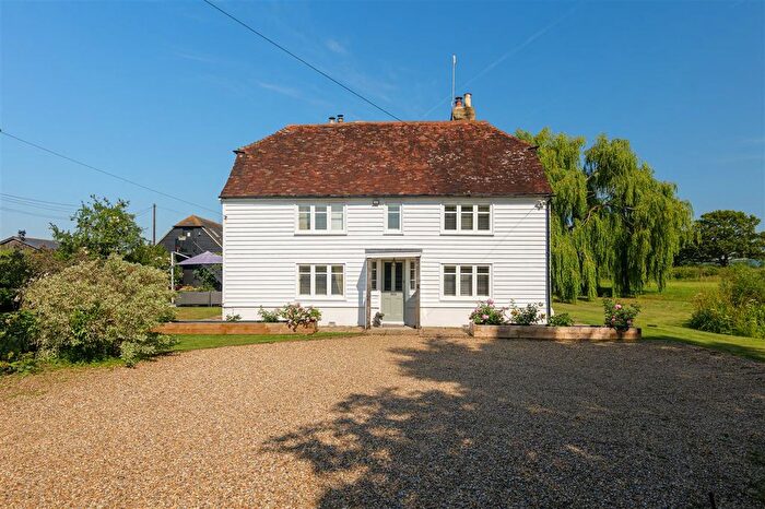 5 Bedroom Detached House For Sale In Amherst Court, Bedlam Lane, Egerton, Ashford, TN27
