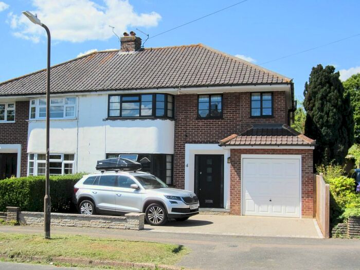 4 Bedroom Semi-Detached House To Rent In Hilden Avenue, Hildenborough, TN11