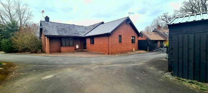 5 Bedroom Bungalow To Rent In Hospital Road, Builth Wells, Powys, LD2