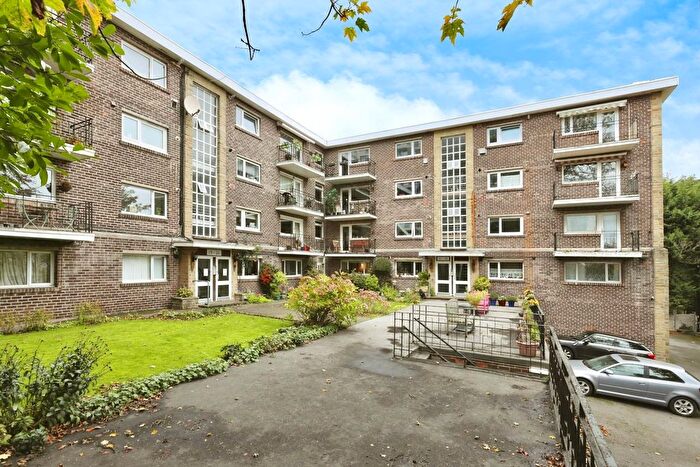 2 Bedroom Flat To Rent In Fulwood Park Mansions, Chesterwood Drive, Sheffield, S10
