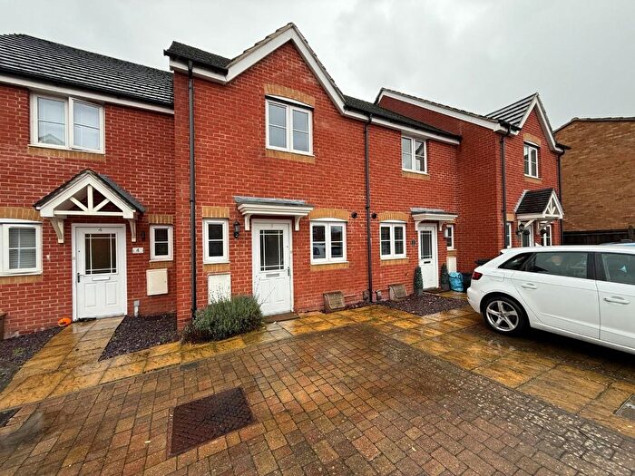 2 Bedroom Terraced House To Rent In Stratone Mews, Swindon, SN2