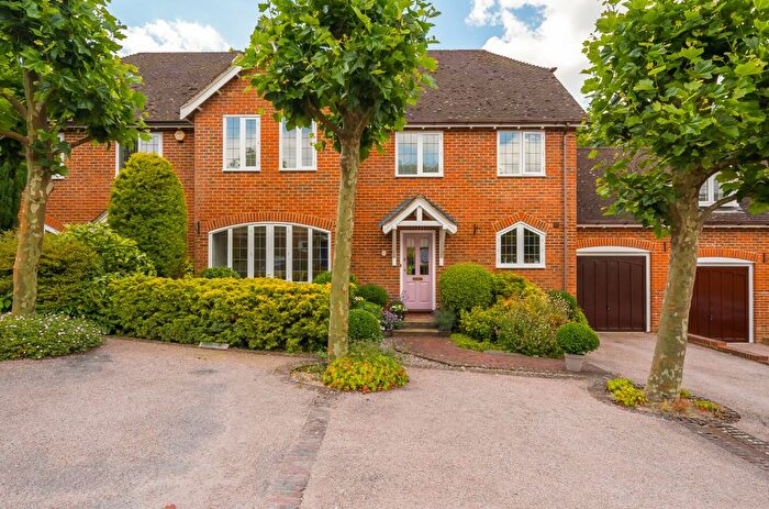 3 Bedroom End Of Terrace House For Sale In The Mews Castle Hill, Farley Hill, Reading, Berkshire, RG7