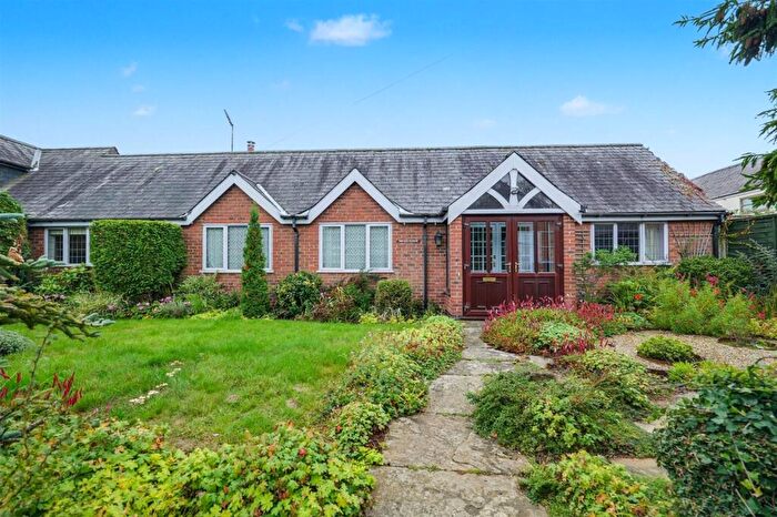 3 Bedroom Detached Bungalow For Sale In Manor Farm Close, Tugby, LE7
