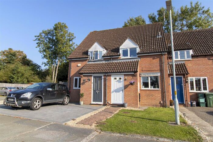 2 Bedroom Terraced House To Rent In Deerhurst Place, Quedgeley, Gloucester, GL2