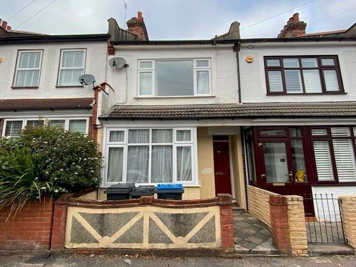 3 Bedroom Terraced House To Rent In Sunnydene Road, Purley, CR8