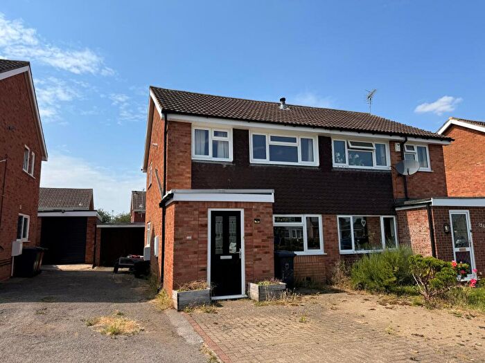 3 Bedroom House To Rent In Torrington Crescent, Wellingborough, NN8