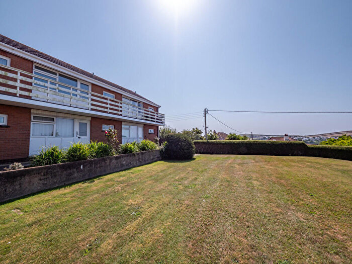 2 Bedroom Apartment For Sale In Stratton Road, Bude, EX23