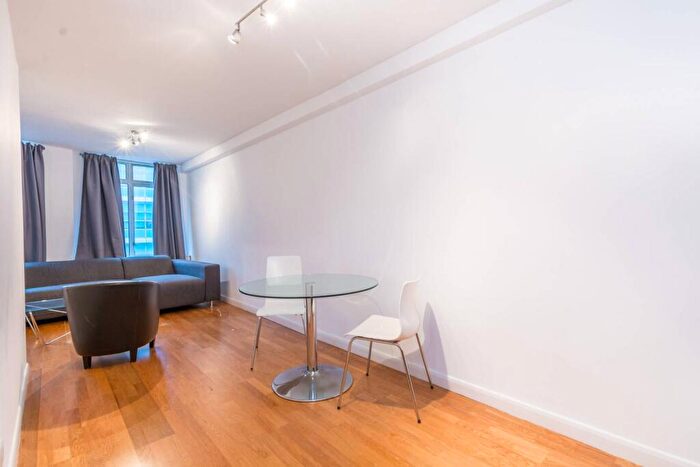 2 Bedroom Flat To Rent In Euston Road, Fitzrovia, London, NW1