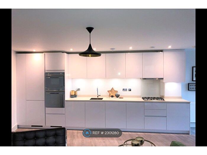 1 Bedroom Flat To Rent In Homesdale Road, Bromley, BR2