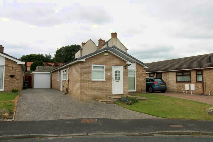 2 Bedroom Bungalow For Sale In Springfield, Skeeby, Richmond, DL10