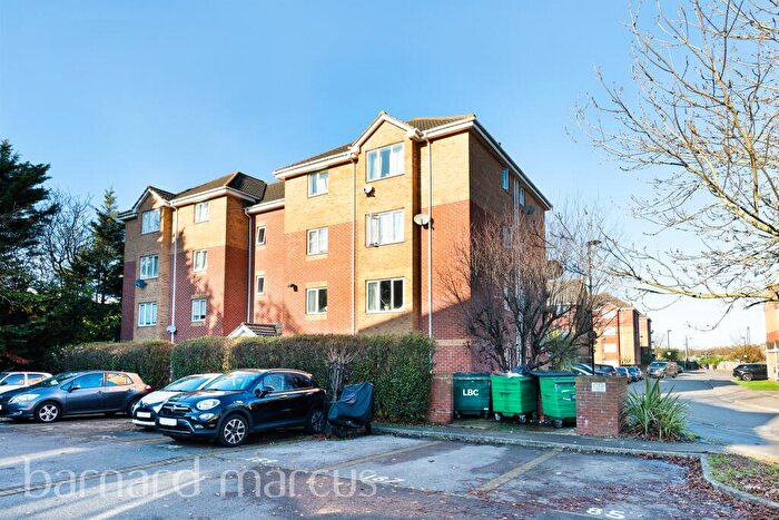 1 Bedroom Flat For Sale In Franklin Way, Croydon, CR0