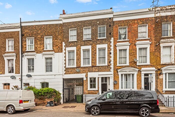 2 Bedroom Flat To Rent In Linden Mews, De Beauvoir Town, N1