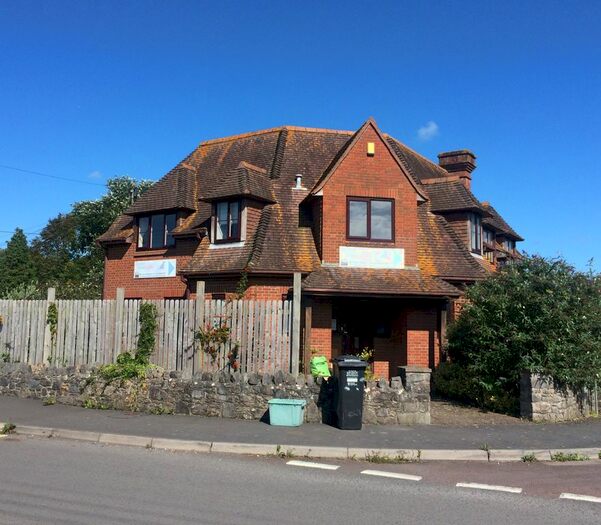 3 Bedroom Flat To Rent In Station Road, Wrington, Bristol, BS40