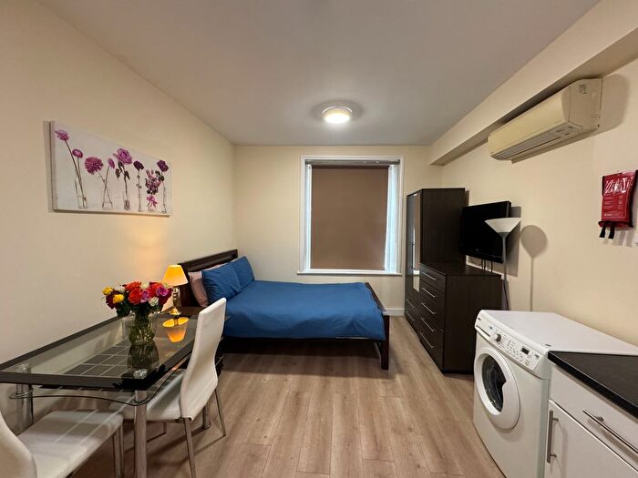 Studio To Rent In Cromwell Road, London, SW7