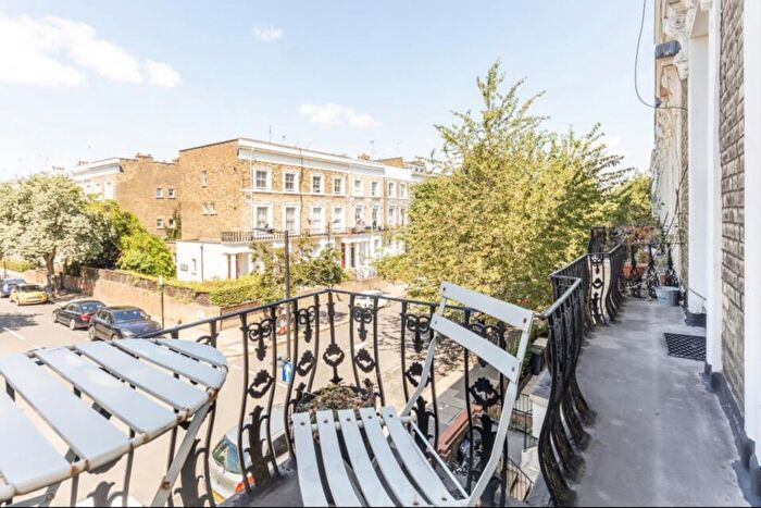 2 Bedroom Flat For Sale In Marylands Road, London, W9