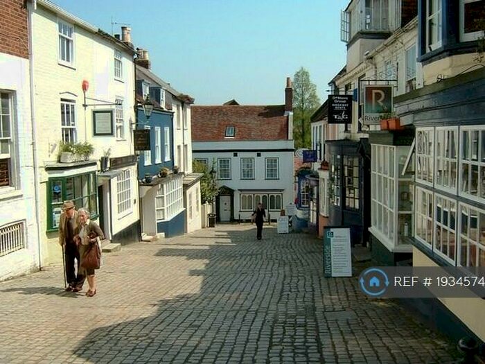 1 Bedroom Maisonette To Rent In River Court, Lymington, SO41