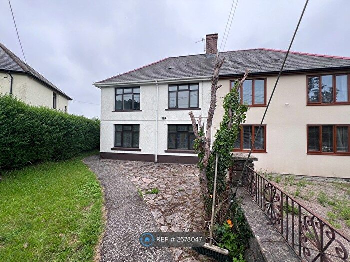 3 Bedroom Semi Detached House To Rent In Heolddu Drive, Bargoed, CF81