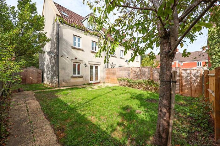 4 Bedroom End Of Terrace House For Sale In Trubshaw Close, Horfield, BS7