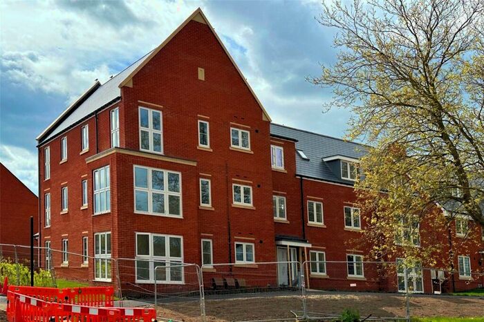 1 Bedroom Flat For Sale In Bunbury Close, Wellesley, Aldershot, GU11