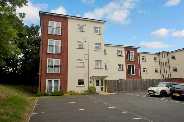 2 Bedroom Flat To Rent In Thursby Walk, , Exeter, EX4