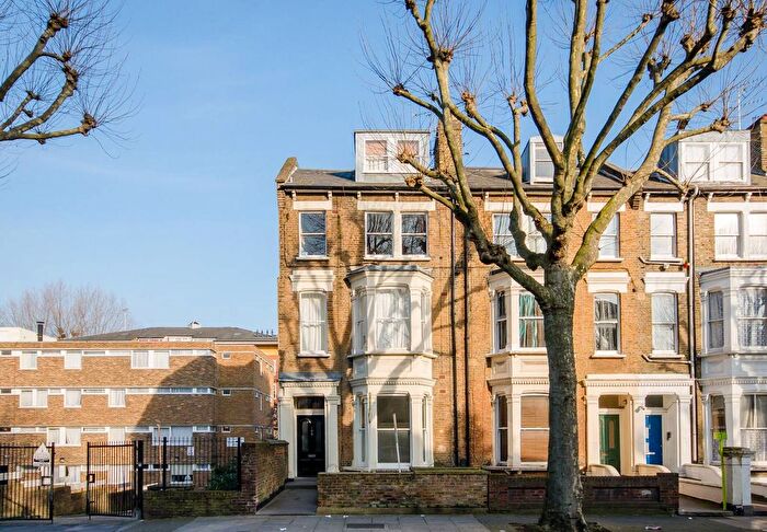 2 Bedroom Flat To Rent In Shirland Road, Maida Vale, London, W9