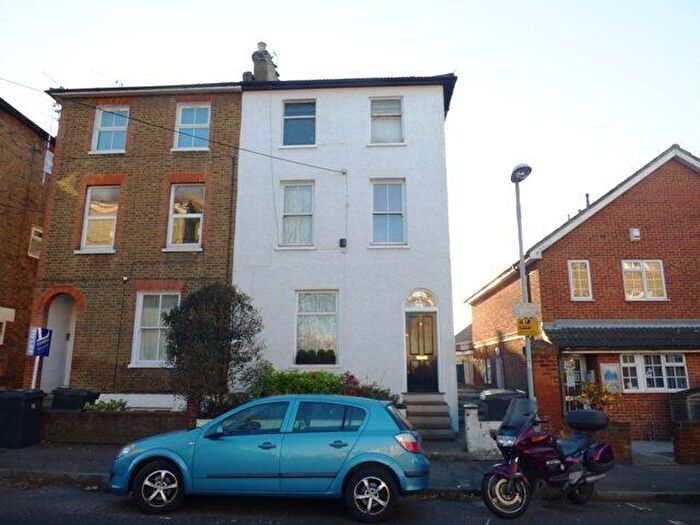 1 Bedroom Apartment To Rent In St Andrews Road, Surbiton, Surrey, KT6