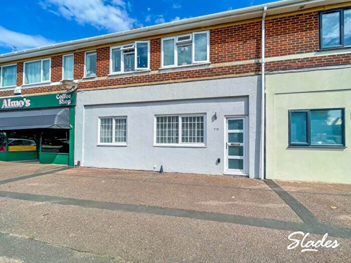 2 Bedroom Apartment To Rent In Broadway, Hengistbury, Bournemouth, BH6