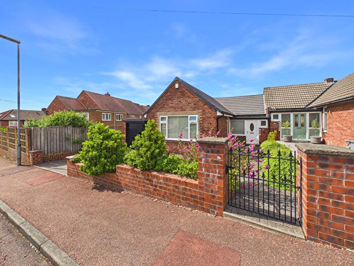2 Bedroom Semi-Detached Bungalow For Sale In Birchfield Gardens, Low Fell, NE9