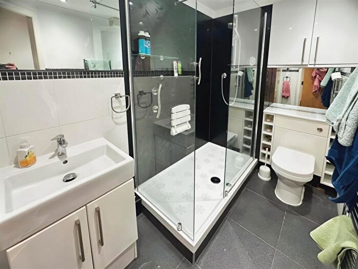 1 Bedroom Apartment For Sale In Sandbach Drive, Kingsmead, Northwich, CW9
