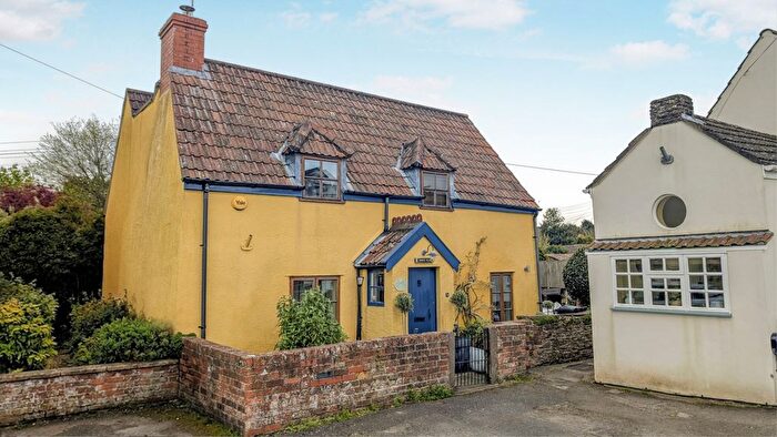 3 Bedroom Cottage For Sale In The Green, Iron Acton, Bristol, BS37