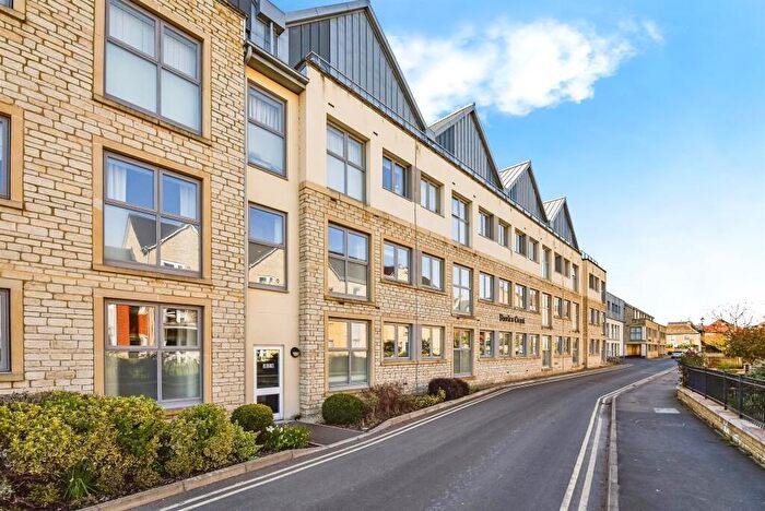 1 Bedroom Flat For Sale In Bowles Court, Westmead Lane, Chippenham, Wiltshire, SN15
