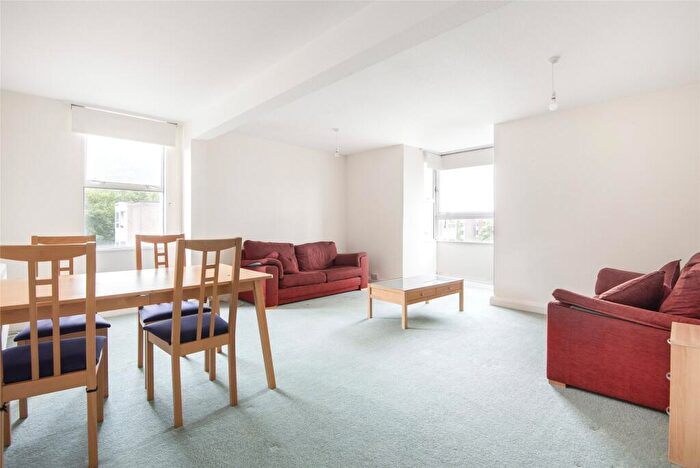3 Bedroom Apartment To Rent In Meyrick Road, Battersea, London, London, SW11