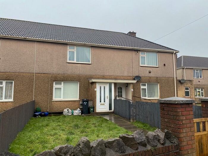2 Bedroom Flat To Rent In Burke Avenue, Port Talbot, Neath Port Talbot., SA12