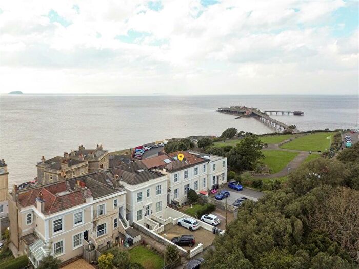 2 Bedroom Flat For Sale In Upper Kewstoke Road, Weston-Super-Mare, BS23