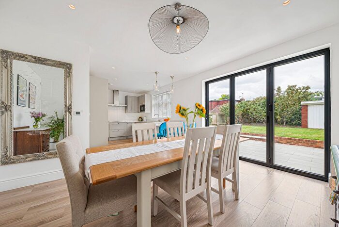 5 Bedroom Detached House For Sale In Westmount Road, Eltham, London, SE9