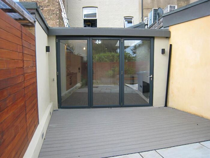 Studio To Rent In Walton Street, OX2