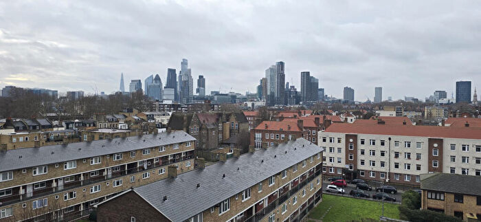 2 Bedroom Apartment To Rent In Johnson House, Roberta Street, London, E2