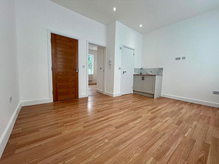 Studio To Rent In Rucklidge Avenue, London, NW10