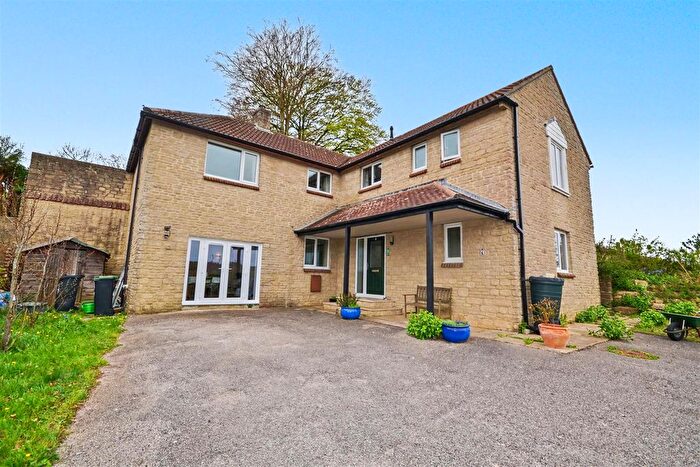 5 Bedroom Detached House For Sale In Manor Grove, Martinstown, Dorchester, DT2