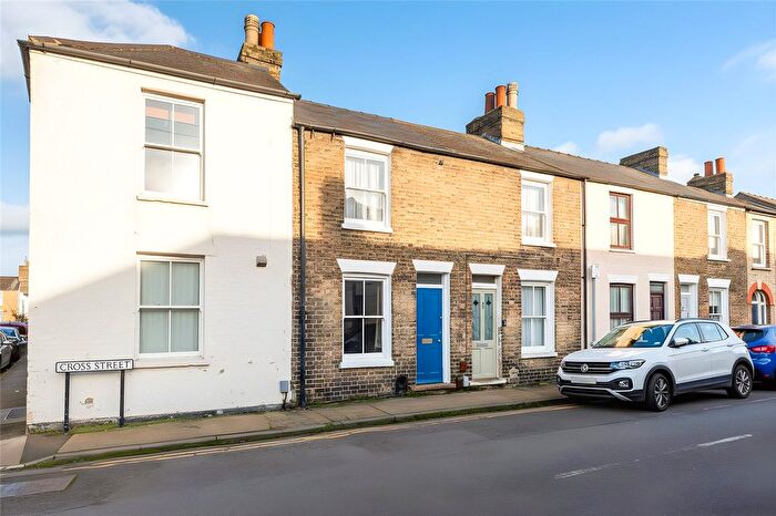 2 Bedroom Terraced House For Sale In Cross Street, Cambridge, Cambridgeshire, CB1