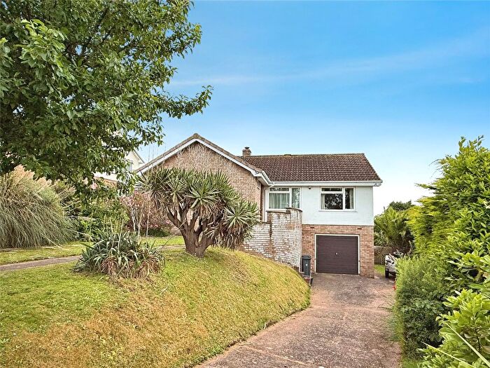 4 Bedroom Bungalow For Sale In Chichester Close, Exmouth, Devon, EX8