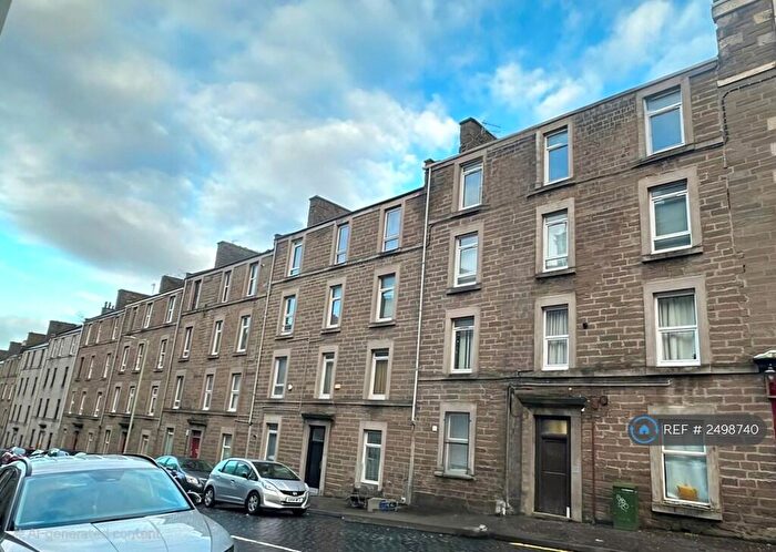 2 Bedroom Flat To Rent In Rosefield Street, Dundee, DD1
