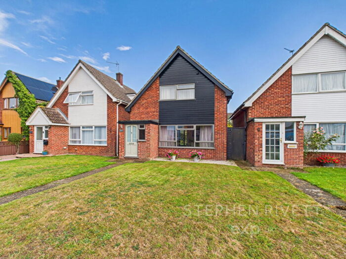 3 Bedroom Detached House For Sale In Mayfield Way, Mendlesham, IP14