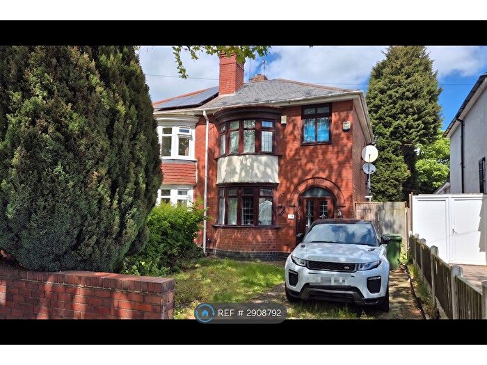 3 Bedroom Semi-Detached House To Rent In Darlaston Road, Walsall, WS2