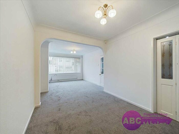 4 Bedroom Semi-Detached House To Rent In Croft Drive, Moreton, CH46