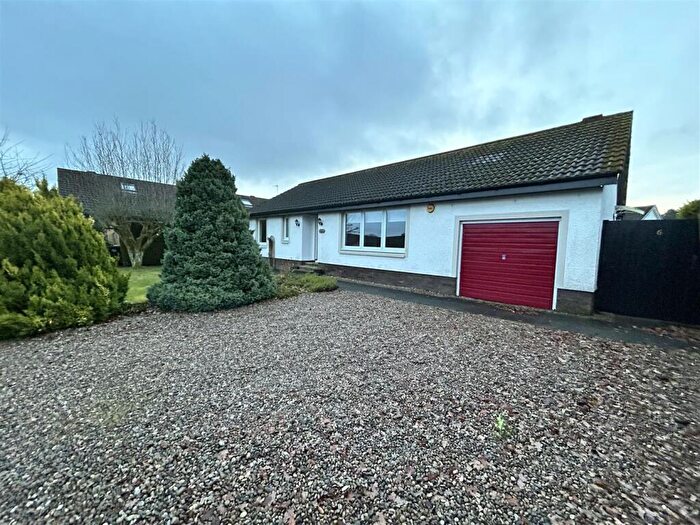 2 Bedroom Detached Bungalow To Rent In Glenorchil Place, Auchterarder, PH3